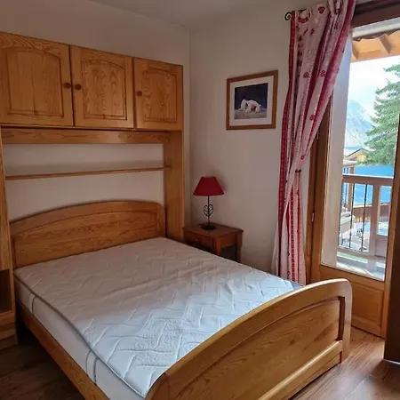 Rez De Chalet La Culaz 쿠쉐벨